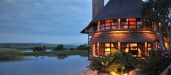 Summerfield Luxury Resort & Botanical Garden