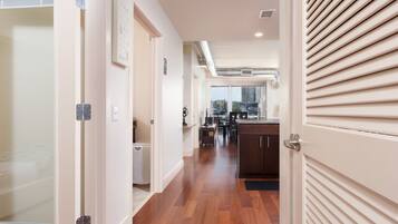 Deluxe Apartment, 2 Bedrooms, City View | 2 bedrooms, premium bedding, memory foam beds, individually decorated