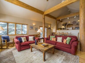 House, 3 Bedrooms | Living area | TV