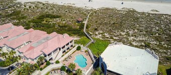 Hibiscus Resort H 2 Bedroom Condos by MCM