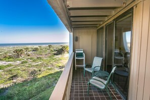 Condo, 2 Queen Beds, Ocean View (HIB-B201 3 Pools Ocean View Free Tix ) | Property grounds