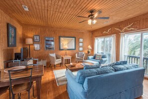 Casa familiare, 4 camere da letto, vista oceano, fronte mare | Area soggiorno