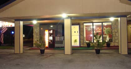 Hico Hills Inn