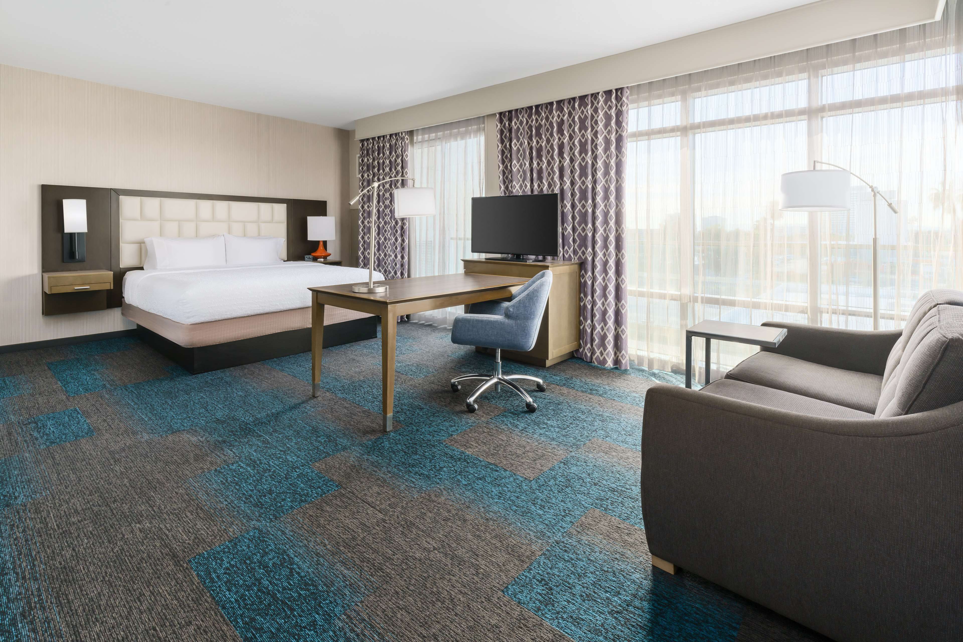 studio suite, 1 king bed, non smoking, balcony | premium bedding, in-room safe, desk, iron/ironing board