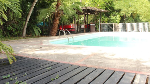 Piscine extérieure