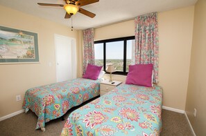 Comfort Villa, 4 Bedrooms, Ocean View | 4 bedrooms, free WiFi