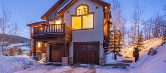 Aspen View Lodge 4 Bedroom Apartment by Key to the Rockies