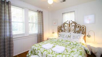 Family House, 2 Bedrooms, Ocean View | 2 bedrooms, free WiFi