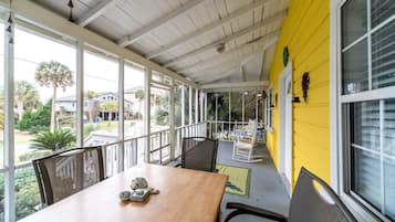 Family House, 2 Bedrooms, Ocean View | Terrace/patio