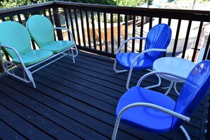 Lobby sitting area - Brew House Boarding (Kittitas)