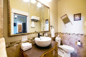 Bathroom - Brew House Boarding (Kittitas)