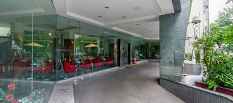Paragon Gallery Hotel