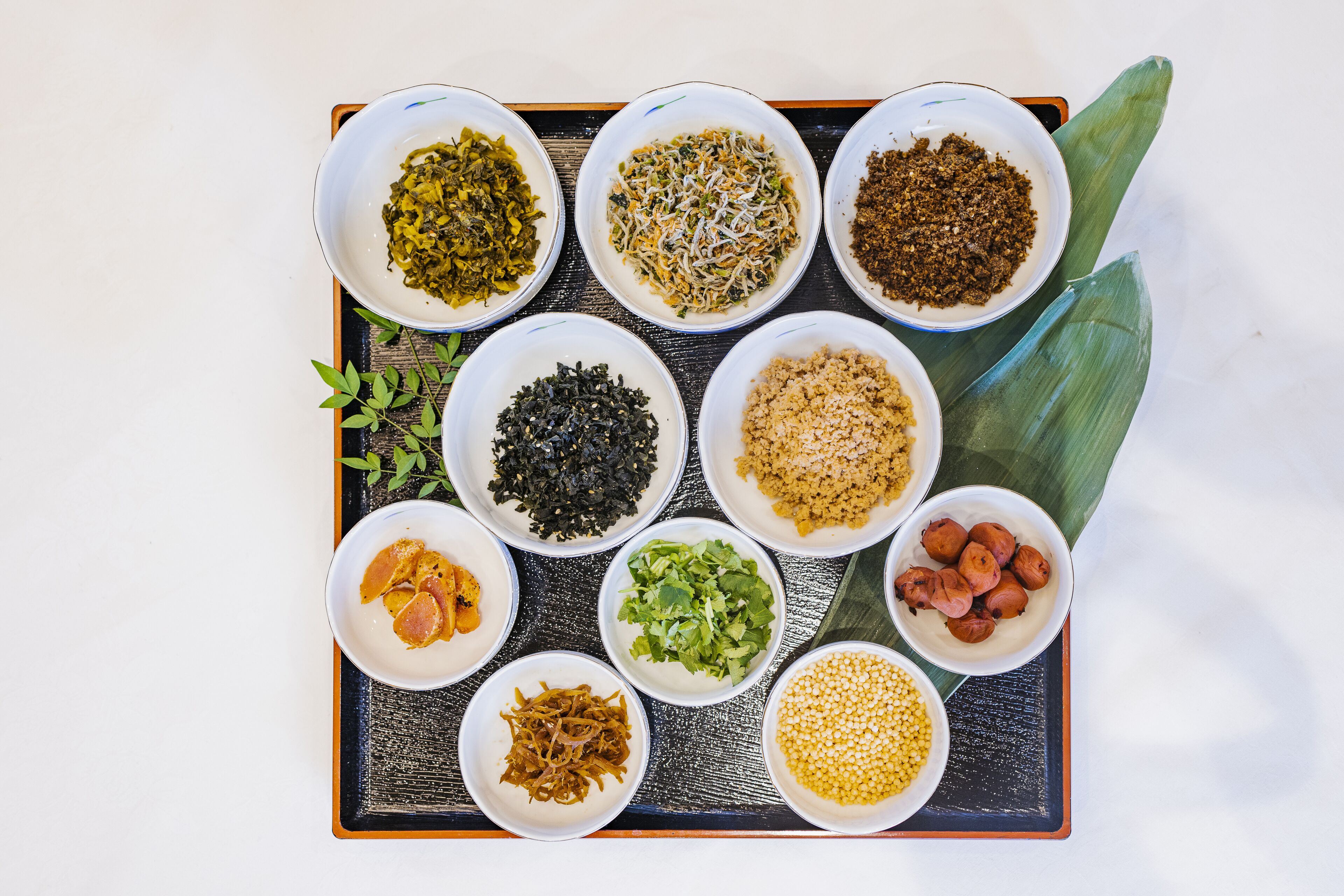 daily buffet breakfast (jpy 1800 per person)