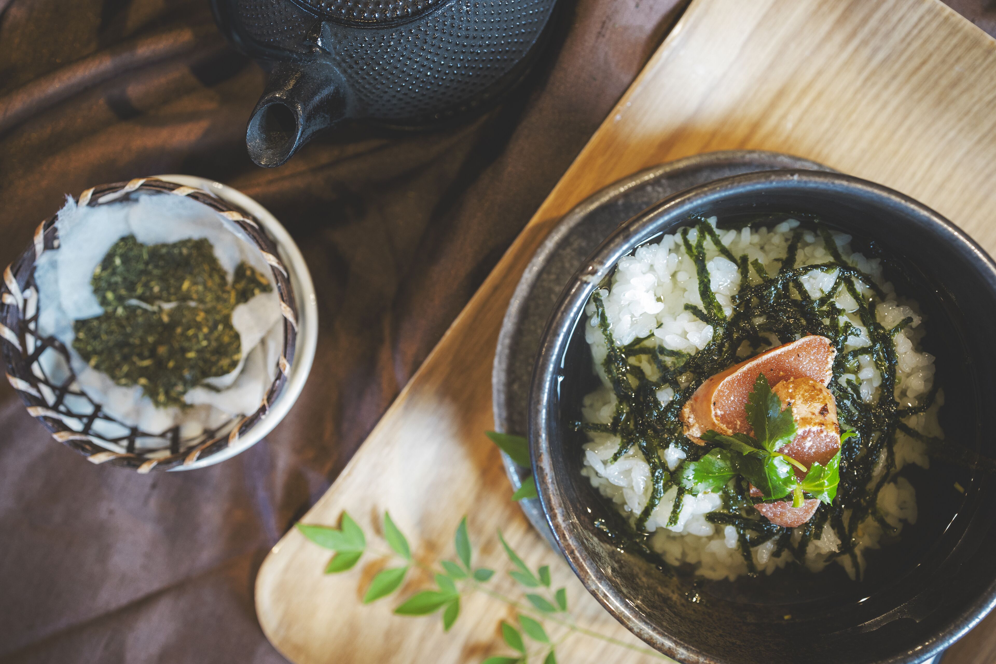 daily buffet breakfast (jpy 1800 per person)