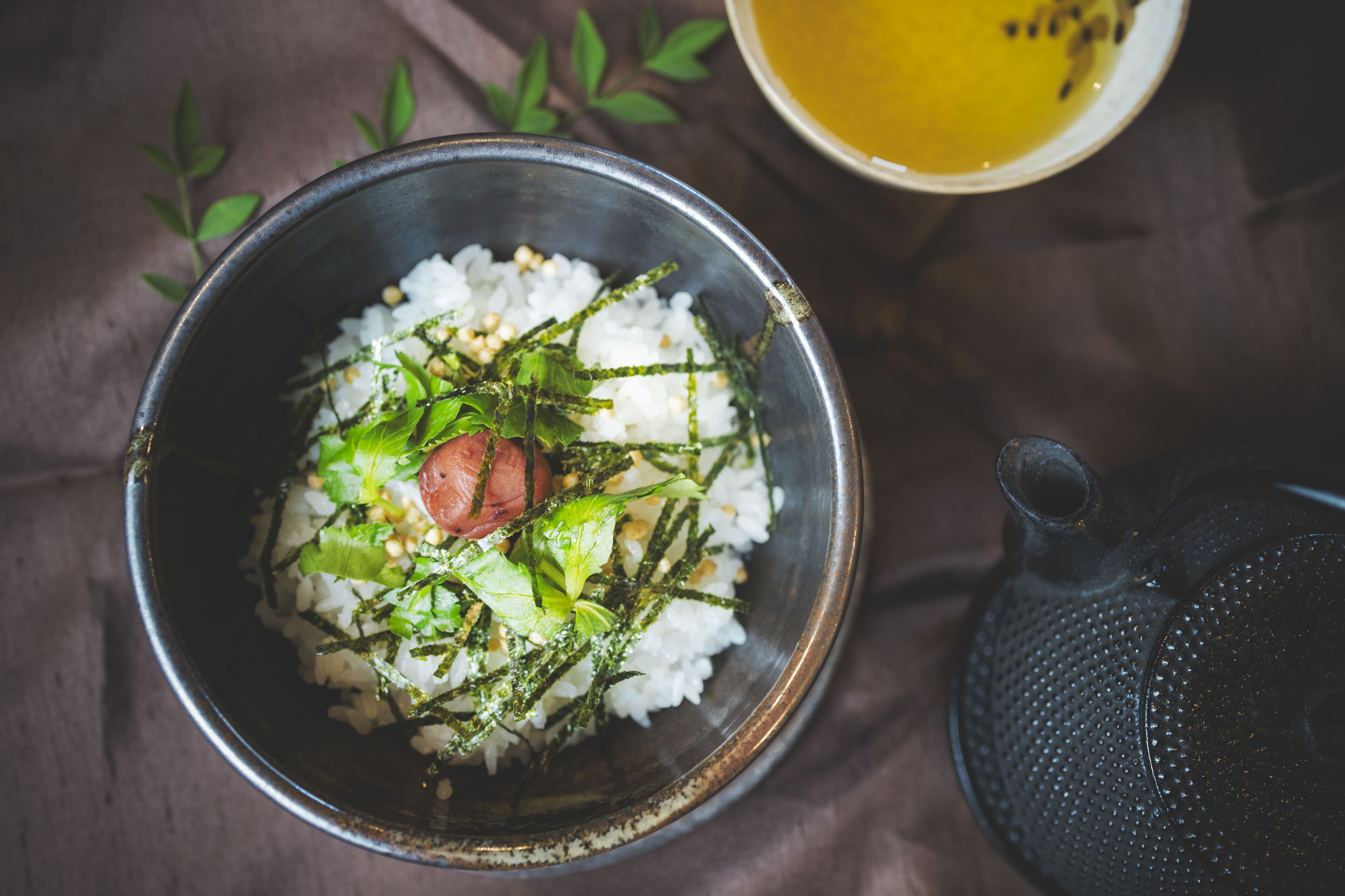 daily buffet breakfast (jpy 1800 per person)