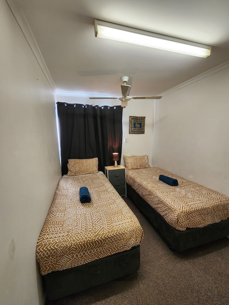 Perth City Apartment Hotel by null