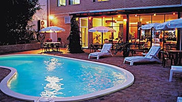 Piscina externa