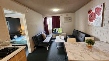 Huoneisto, 1 makuuhuone | 1 makuuhuone, silitysrauta/-lauta, vauvansängyt, lisävuoteet