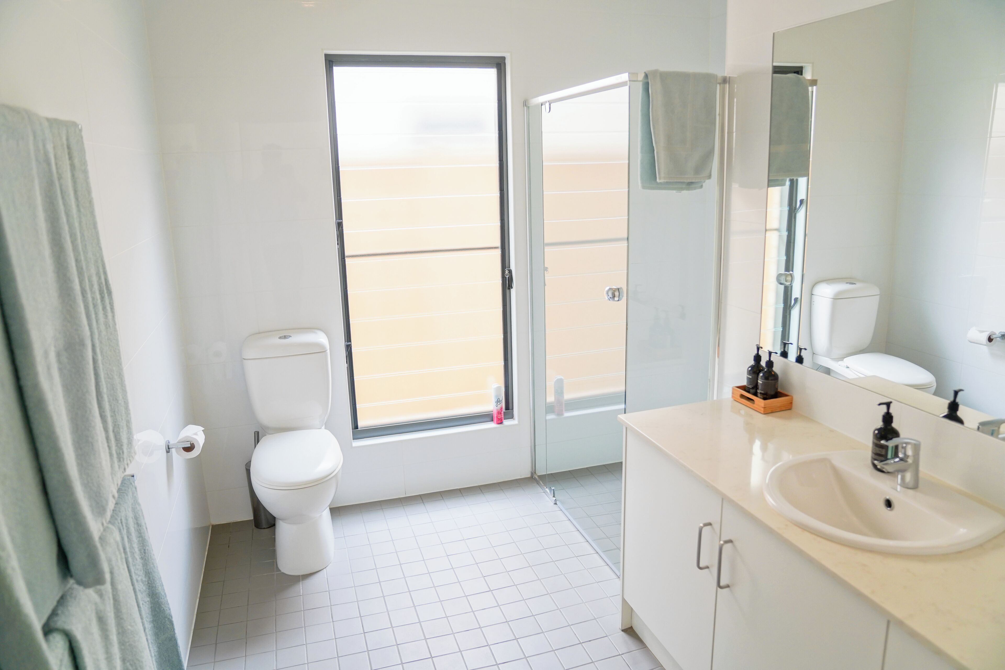 Appartement Duplex Premium, 3 chambres, accessible aux personnes à mobilité réduite, cuisine | Salle de bain | Douche, articles de toilette gratuits, sèche-cheveux