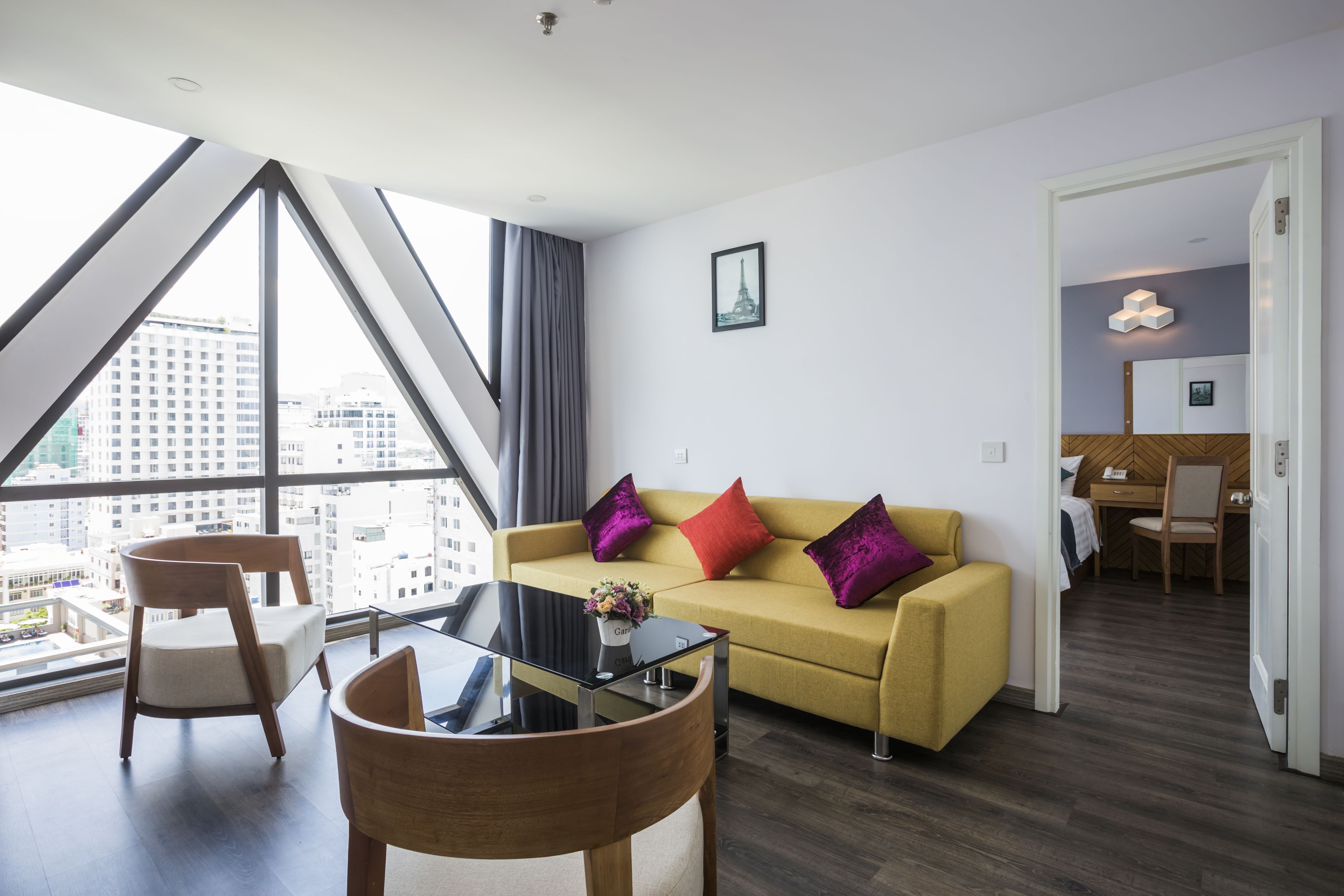 room | living area | 42-inch flat-screen tv with cable channels, tv