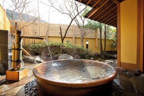 Twin Room with Indoor Hot Spring Bath and Open-Air Bath | Bathroom | Combined shower/tub, spring water tub, free toiletries, hair dryer