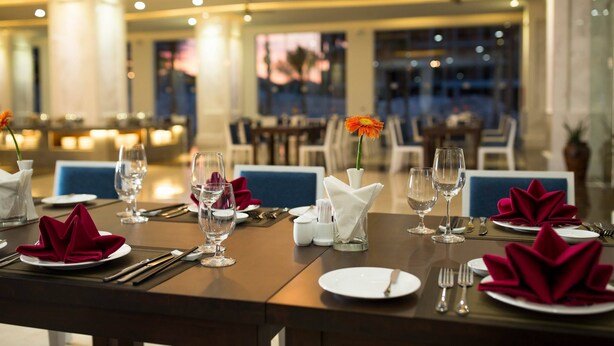 Dining - Golden Peak Resort & Spa (Cam Ranh)