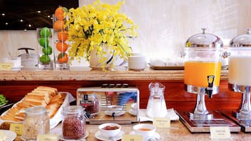Petit déjeuner buffet