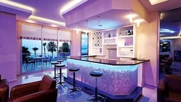 Bar (en la propiedad)