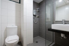 Apartemen Superior, 3 kamar tidur | Kamar mandi | Shower, pengering rambut, kloset, dan handuk
