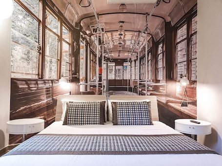 Studio (2 people) | In-room safe, desk, laptop workspace, blackout drapes