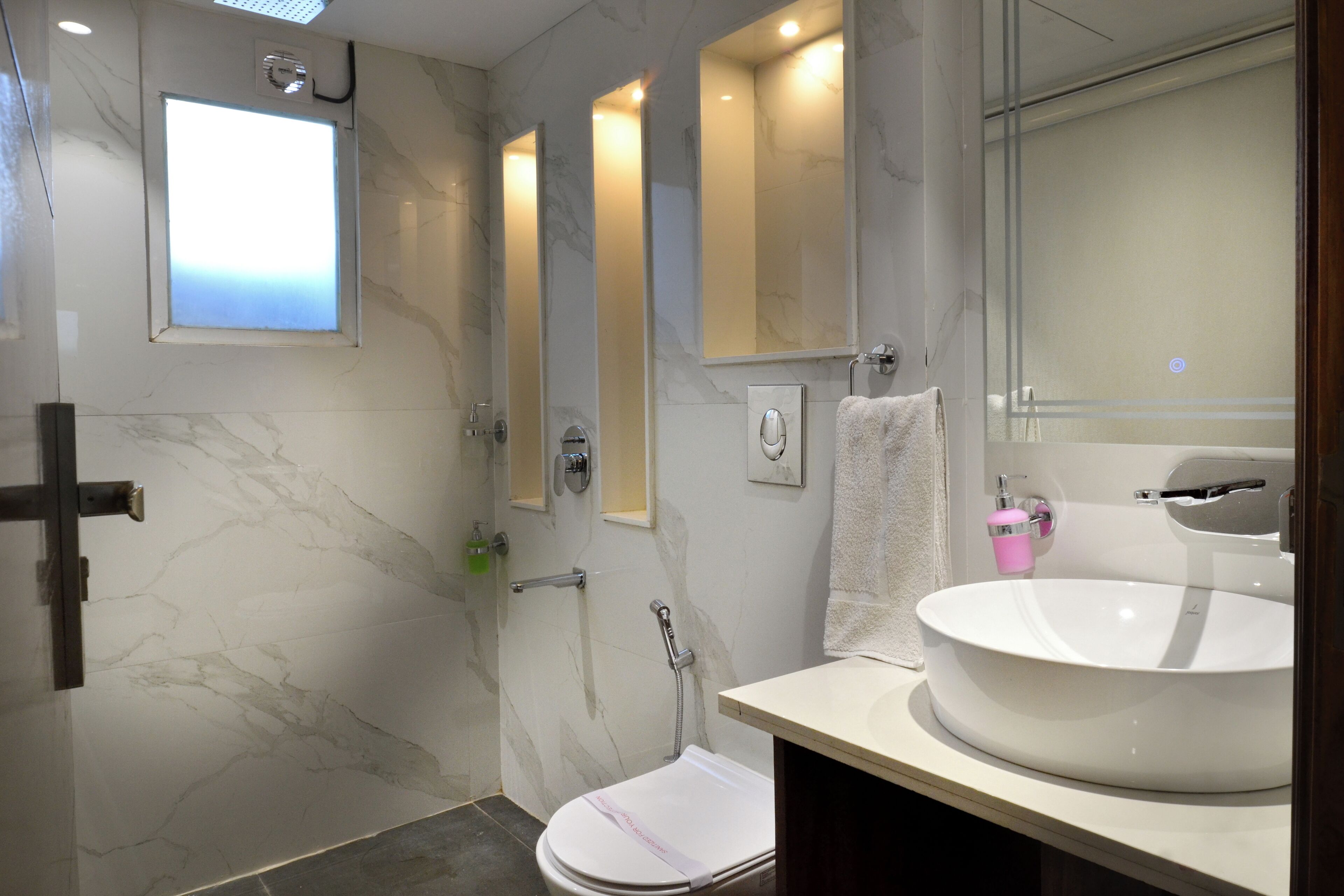 Foto - Hotel S & G Grand Plaza 300 Meter From New Delhi Railway Station