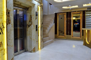 Elevator