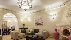 Unclassified image, 5 of 22, button - Riad Magda (Marrakech)