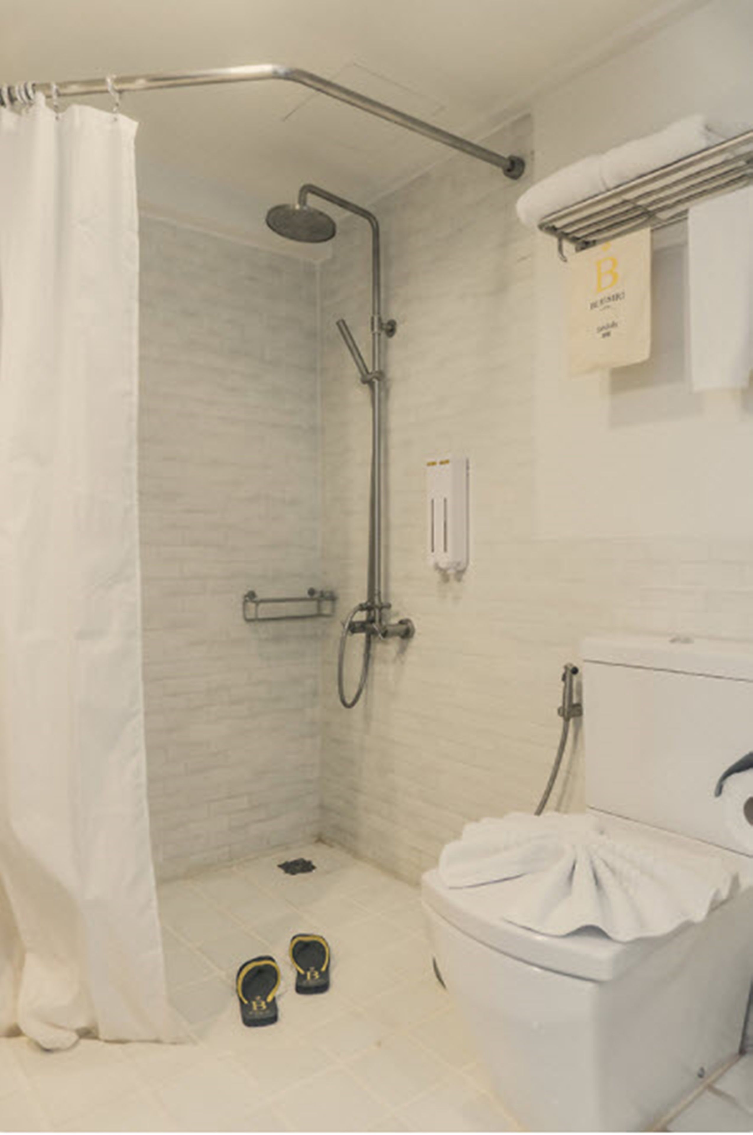 Foto - Buri Siri Hotel