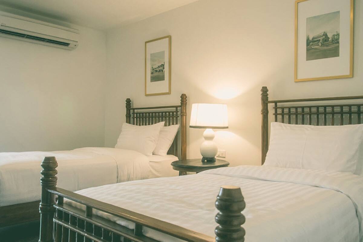 Premier Superior Twin Bed | มินิบาร์, ตู้นิรภัยในห้องพัก, โต๊ะทำงาน, Wi-Fi ฟรี