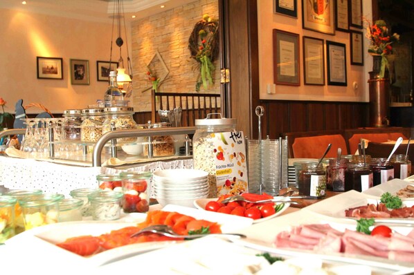 Desayuno buffet incluido todos los días