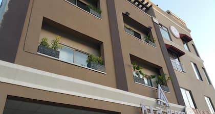 Intellectual Inn - Bahria Town