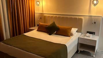 Minibar, desk, soundproofing, iron/ironing board
