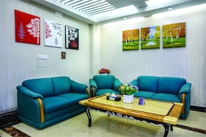 Lobby sitting area - Highgarden (Dhaka)