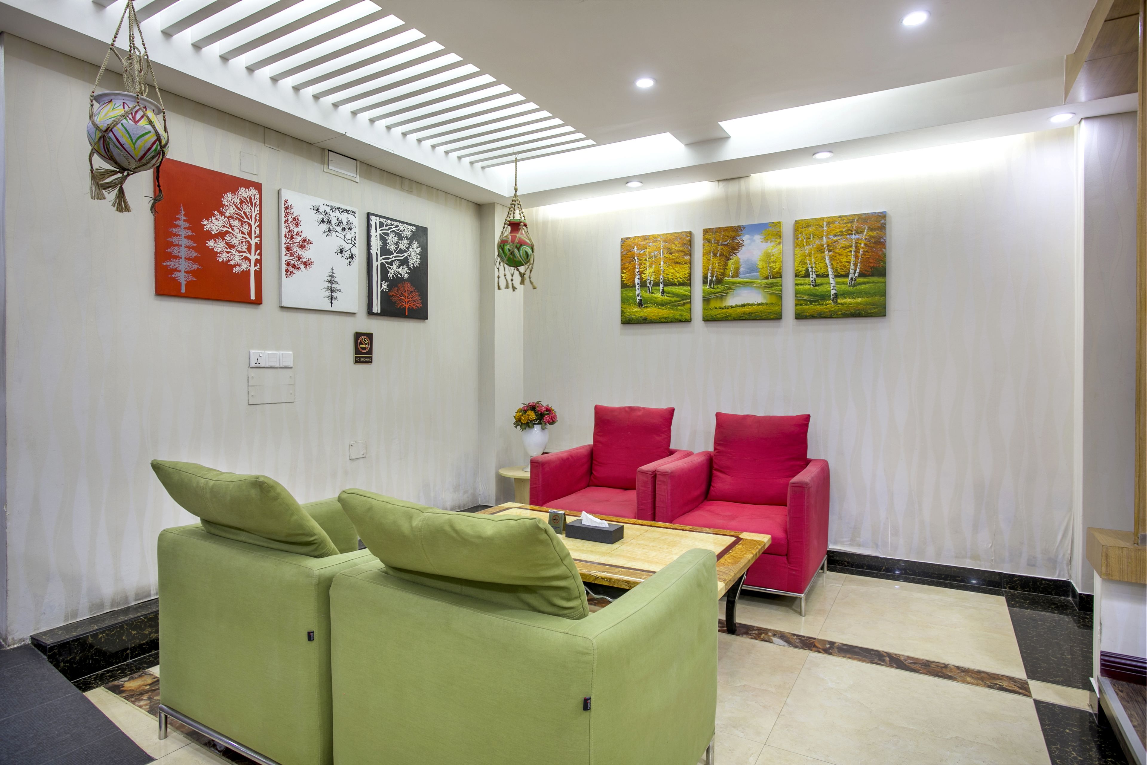 ロビー応接スペース