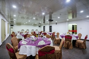 Meeting facility - Highgarden (Dhaka)