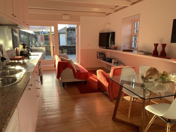 Living area - A Casa do Ouvidor (Sao Roque do Pico)