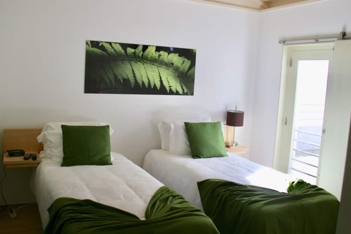 Villa | 2 habitaciones, ropa de cama de alta calidad y escritorio