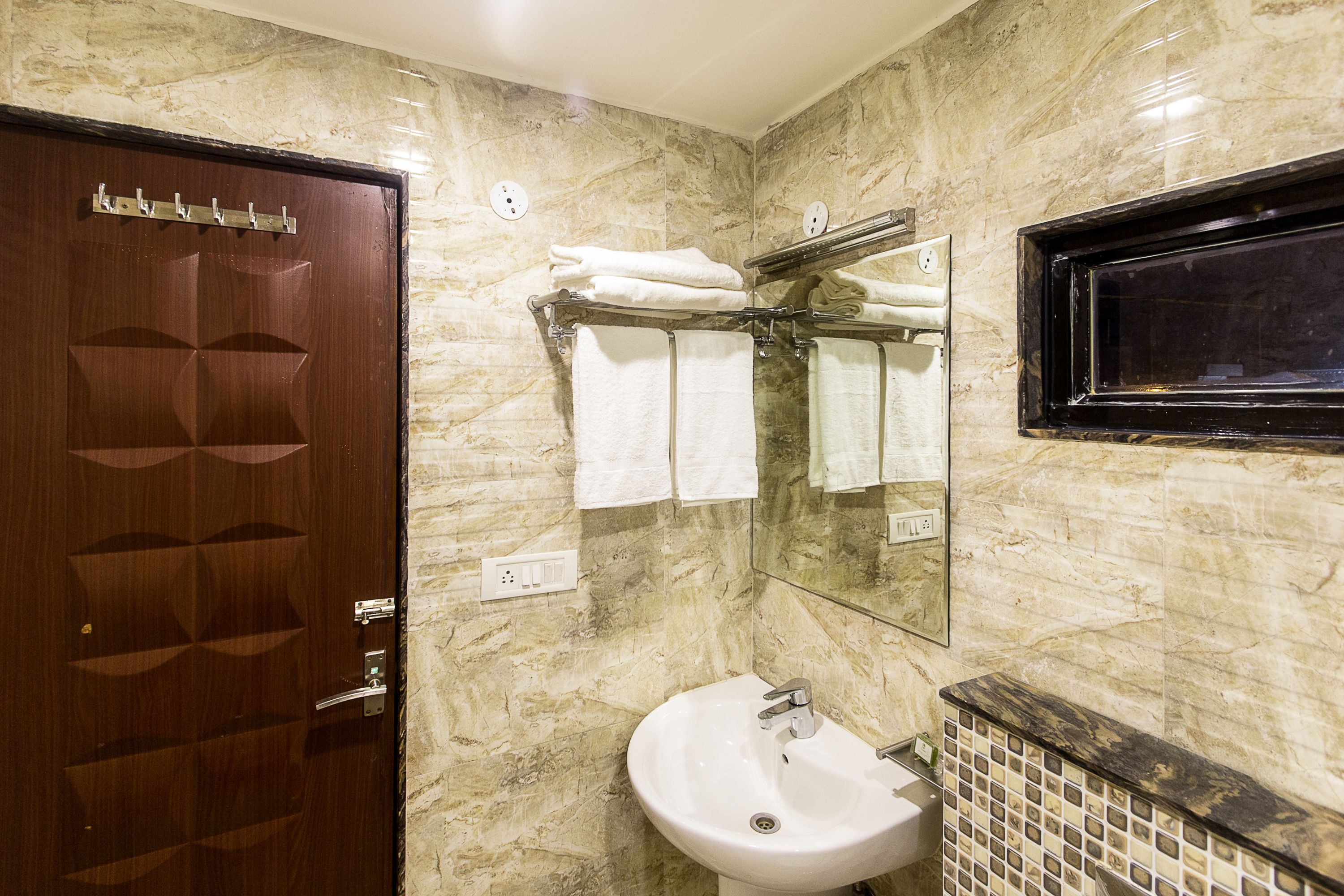 standard room | bathroom | shower, free toiletries, towels, soap