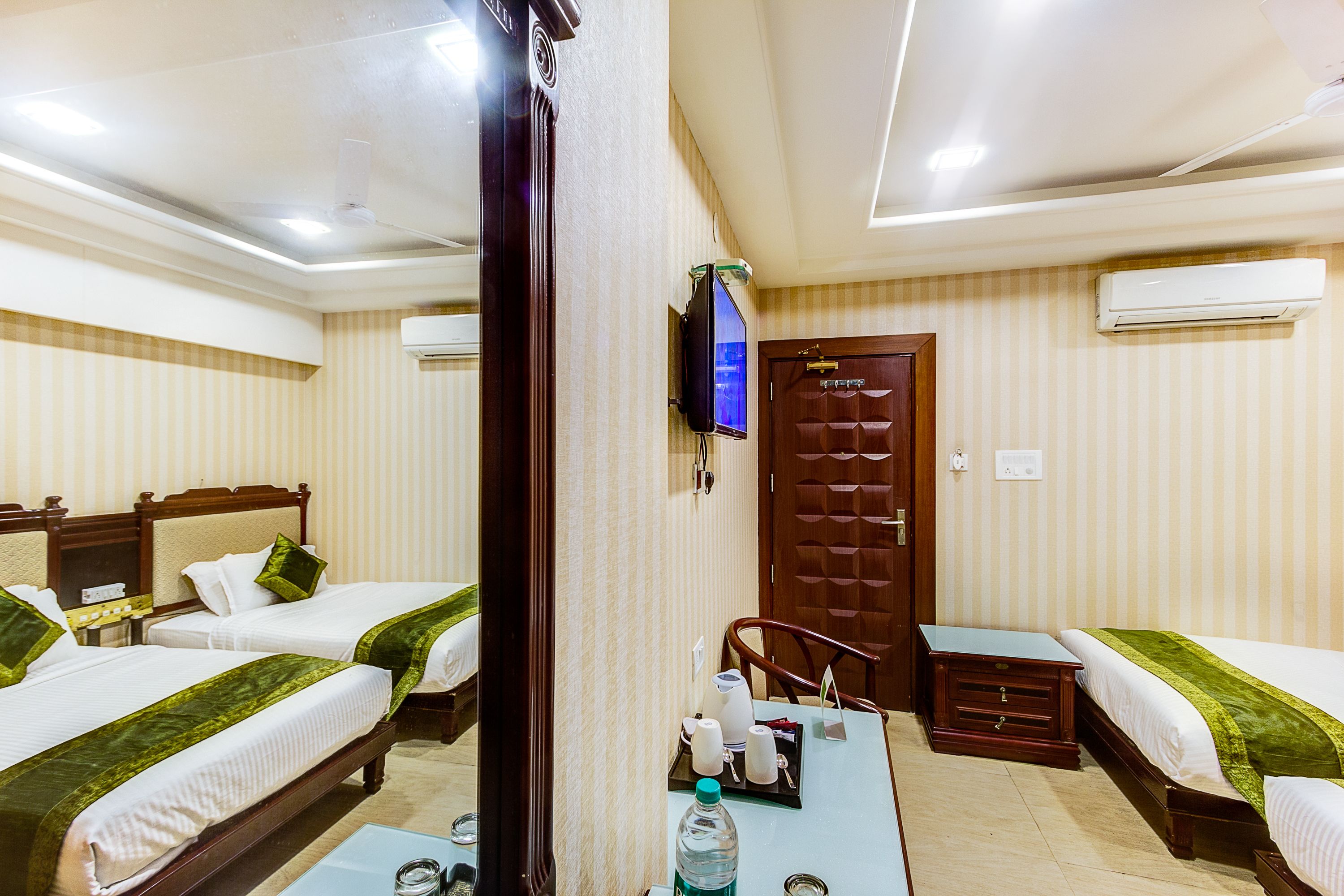 standard room | 1 bedroom, desk, iron/ironing board, rollaway beds