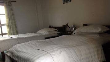 Douche, serviettes fournies