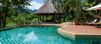 Hillside - Nature Lifestyle Lodge