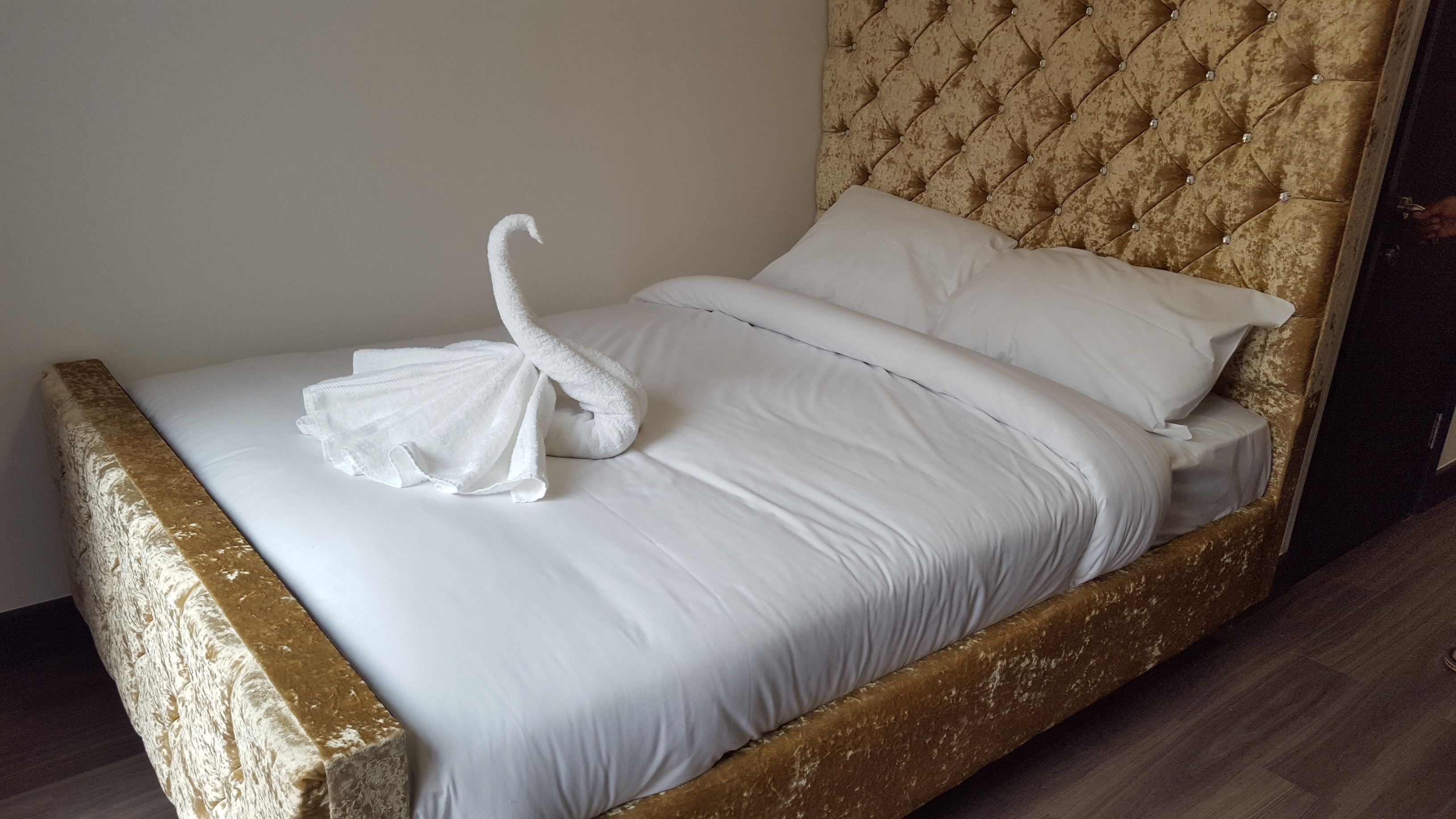 standard studio, 1 double bed | desk, free wifi