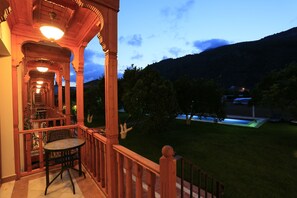 Doppel- oder Zweibettzimmer | Balkon