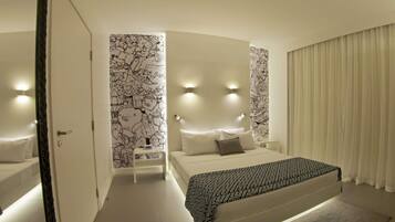 Minibar, Schreibtisch, Verdunkelungsvorhänge, schallisolierte Zimmer